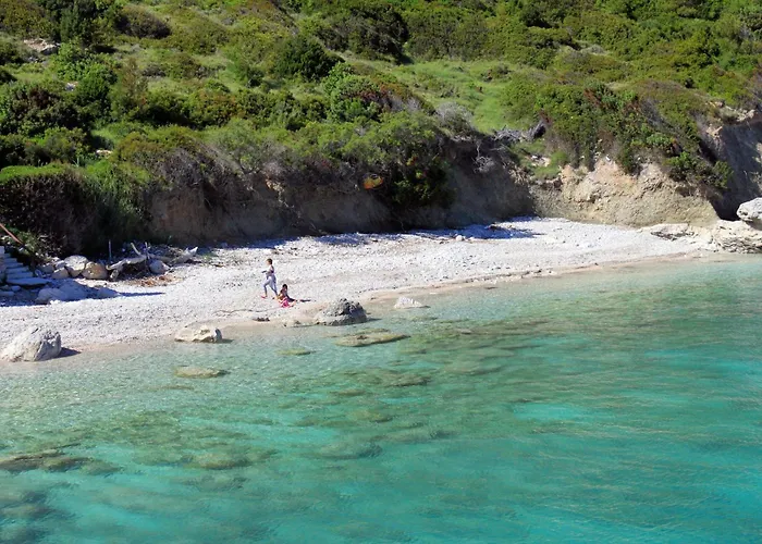 Hébergement de vacances House With A Parking Space Cove Zarace, Hvar - 23952